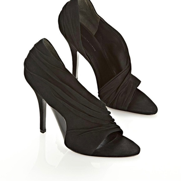 Alexander Wang MAJA Suede Pumps - Picture 3 of 7